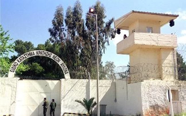 Βγήκαν μαχαίρια στις Φυλακές Αυλώνα – Συμπλοκή Πακιστανών και Αφγανών –  Δείτε τις εικόνες